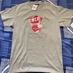 UNLV Rebels T-Shirt *BRAND NEW* L
